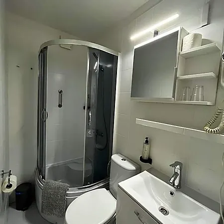 Terminal Airport Apartmanhotel 3*